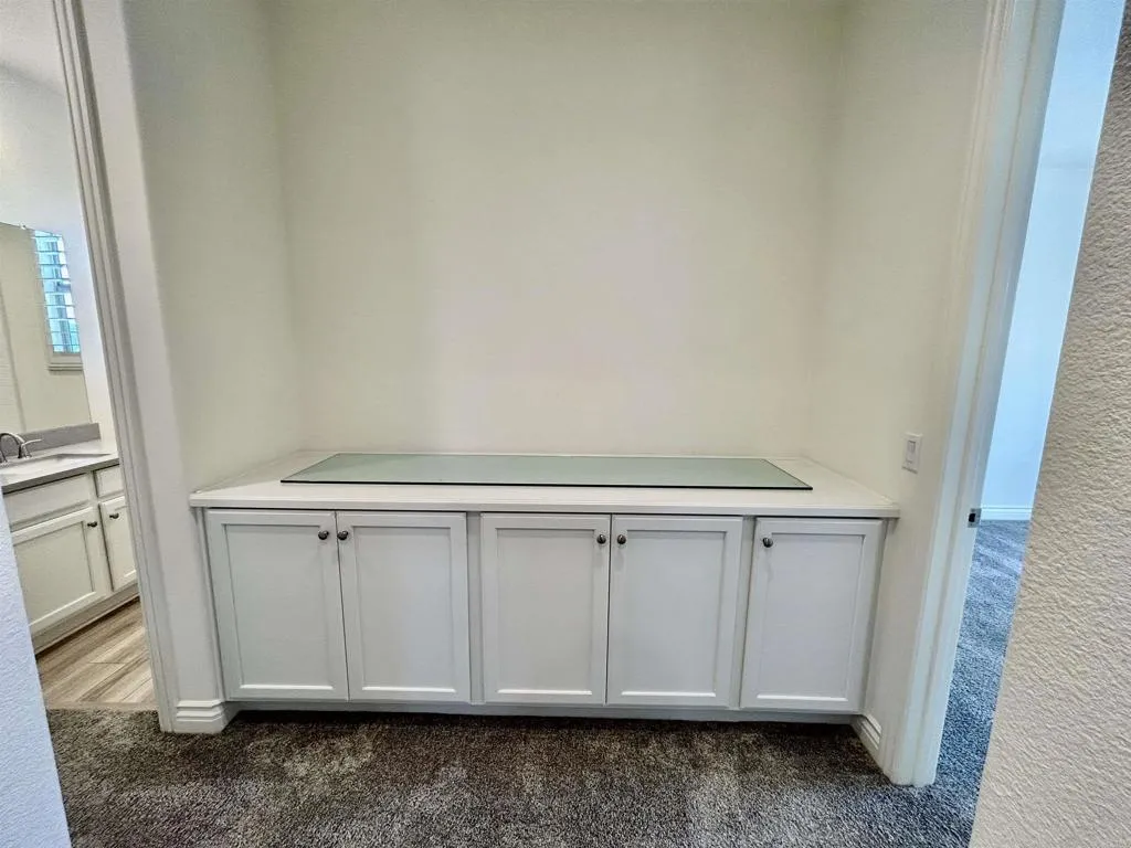 https://cdn.realtyfeed.com/cdn/127/306463242/07d017a42da5faee6f8cdfed1b7f17b6.webp