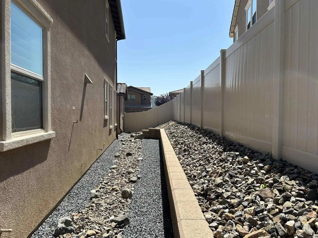 https://cdn.realtyfeed.com/cdn/127/306463242/1bb30a6479f3c4b2e41098f0f4a591d2.webp