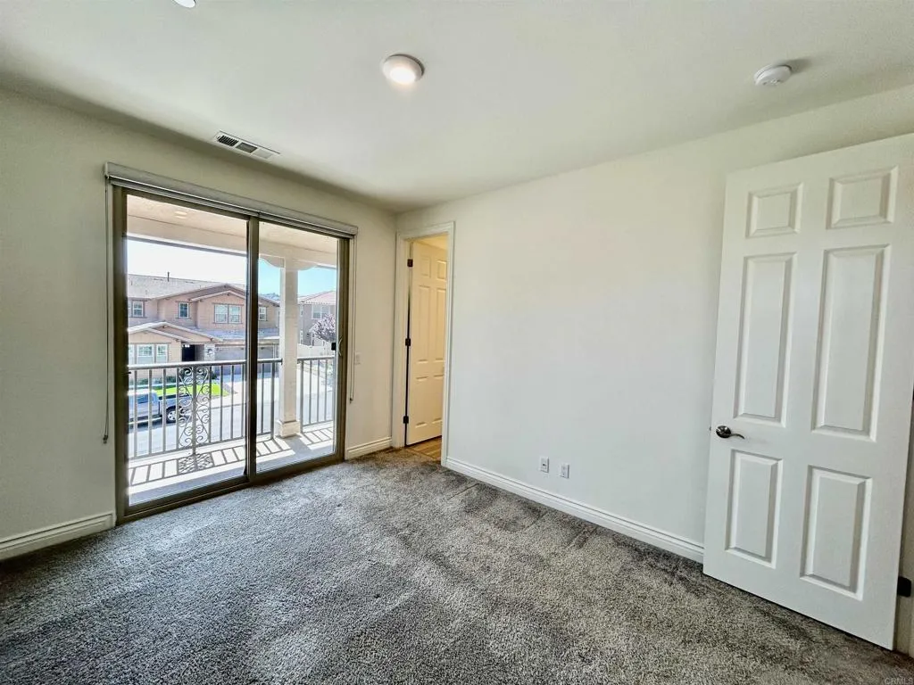 https://cdn.realtyfeed.com/cdn/127/306463242/29a9c79cd3847e97560d7a19bb55816d.webp