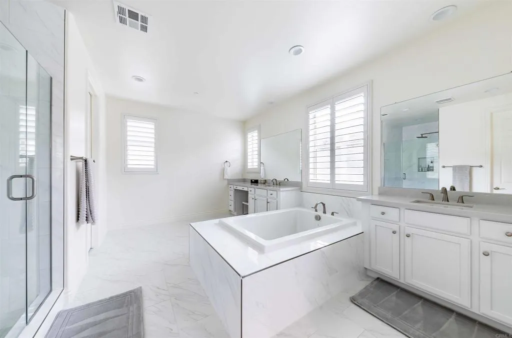 https://cdn.realtyfeed.com/cdn/127/306463242/58b5774535469c502c5763360a0d3ba4.webp