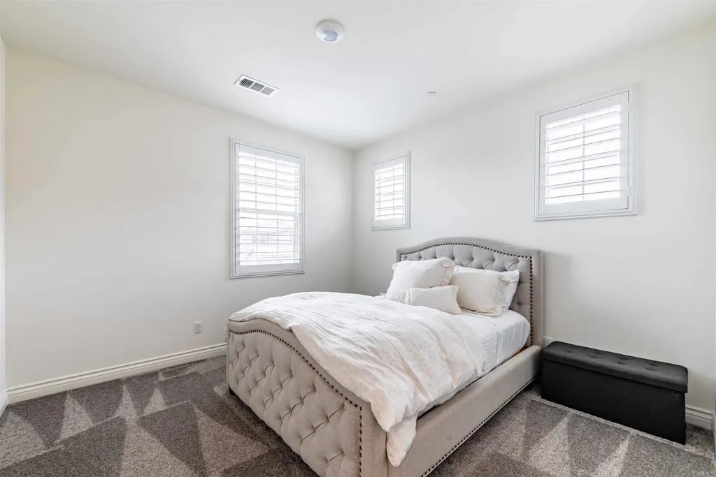 https://cdn.realtyfeed.com/cdn/127/306463242/ba972763c699bfff02a35746afd5089e.webp