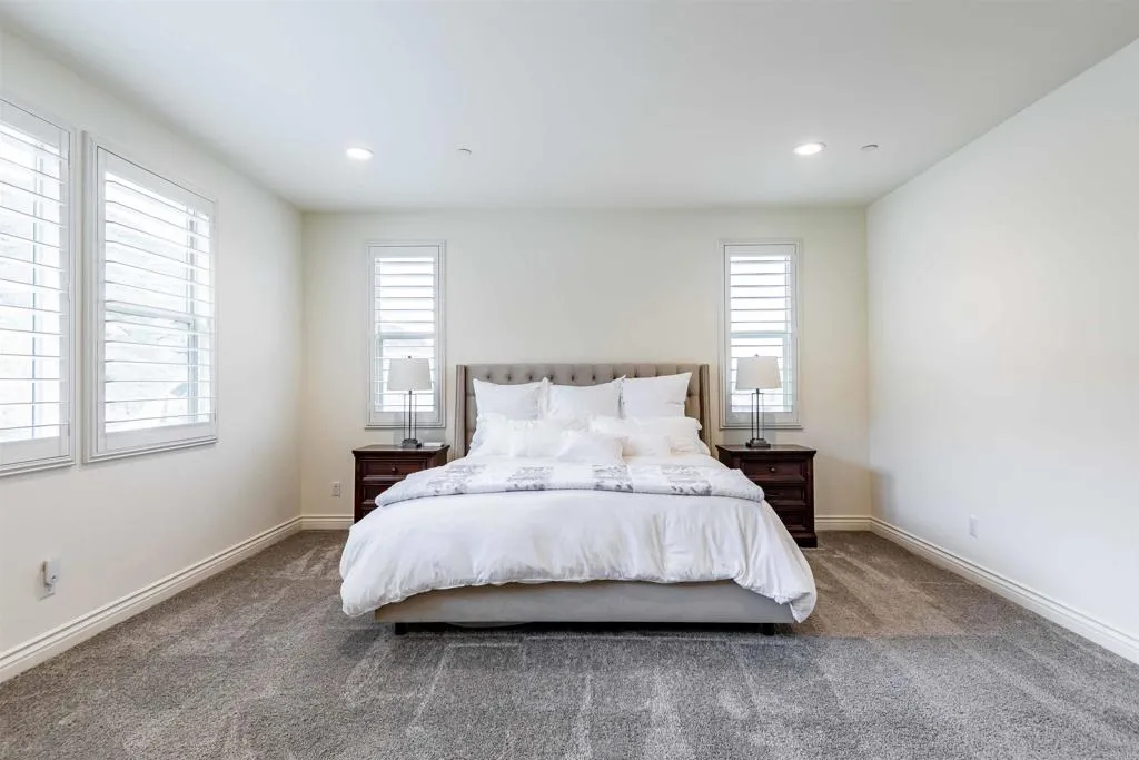 https://cdn.realtyfeed.com/cdn/127/306463242/d4b70970d7890c2964c2420f4c3ad0a8.webp