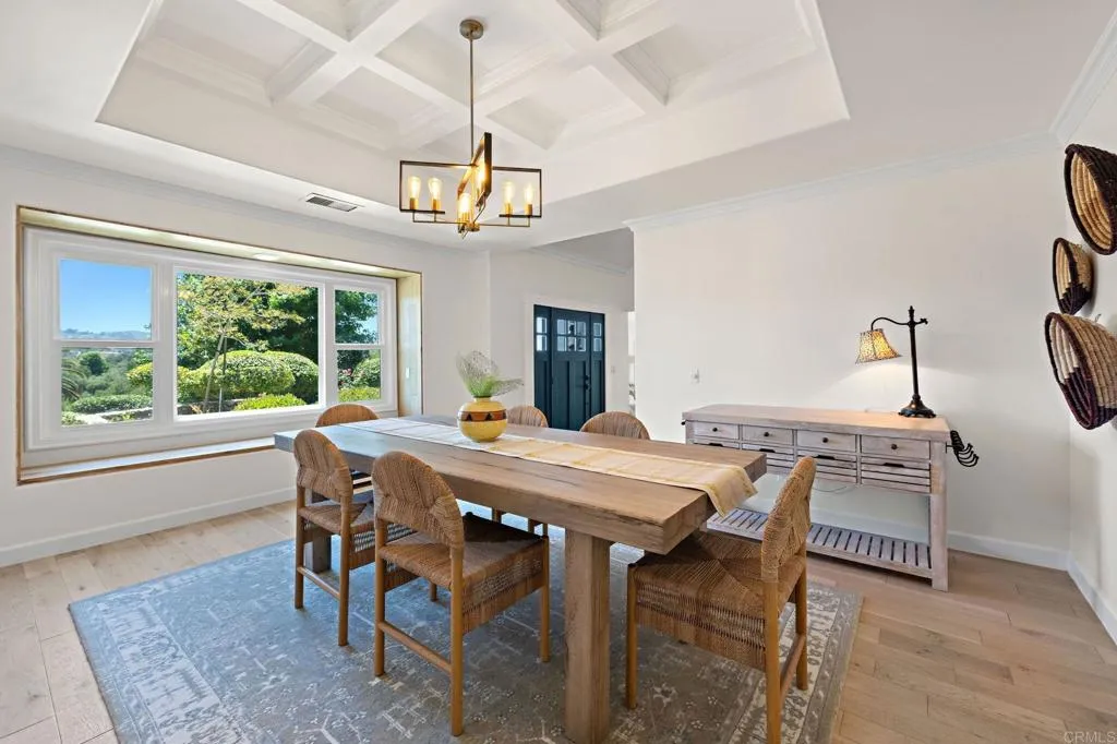 https://cdn.realtyfeed.com/cdn/127/306463260/0dc4fe0954daed5509240952d317c36f.webp
