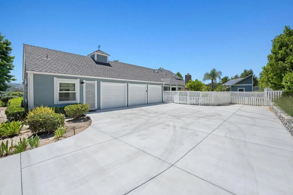 https://cdn.realtyfeed.com/cdn/127/306463260/181480126ad17cedba9026233520092e.webp