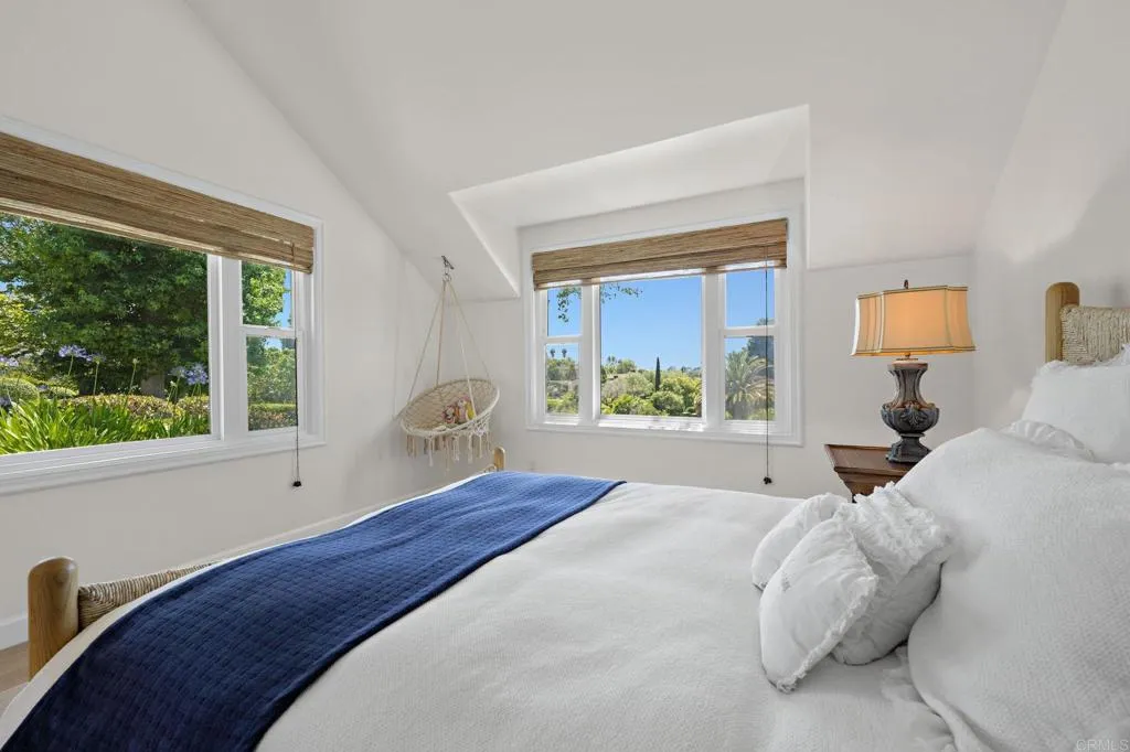 https://cdn.realtyfeed.com/cdn/127/306463260/50ba3189d13a20d2ce4fbee7d2d696b1.webp