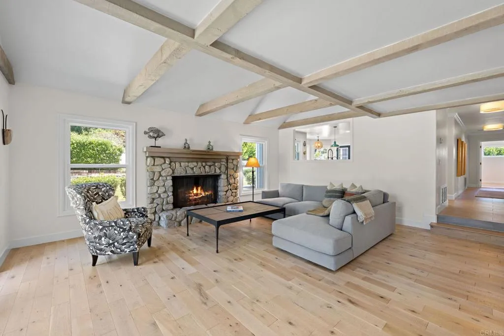 https://cdn.realtyfeed.com/cdn/127/306463260/c8811232a2592840cd076fb12899f457.webp