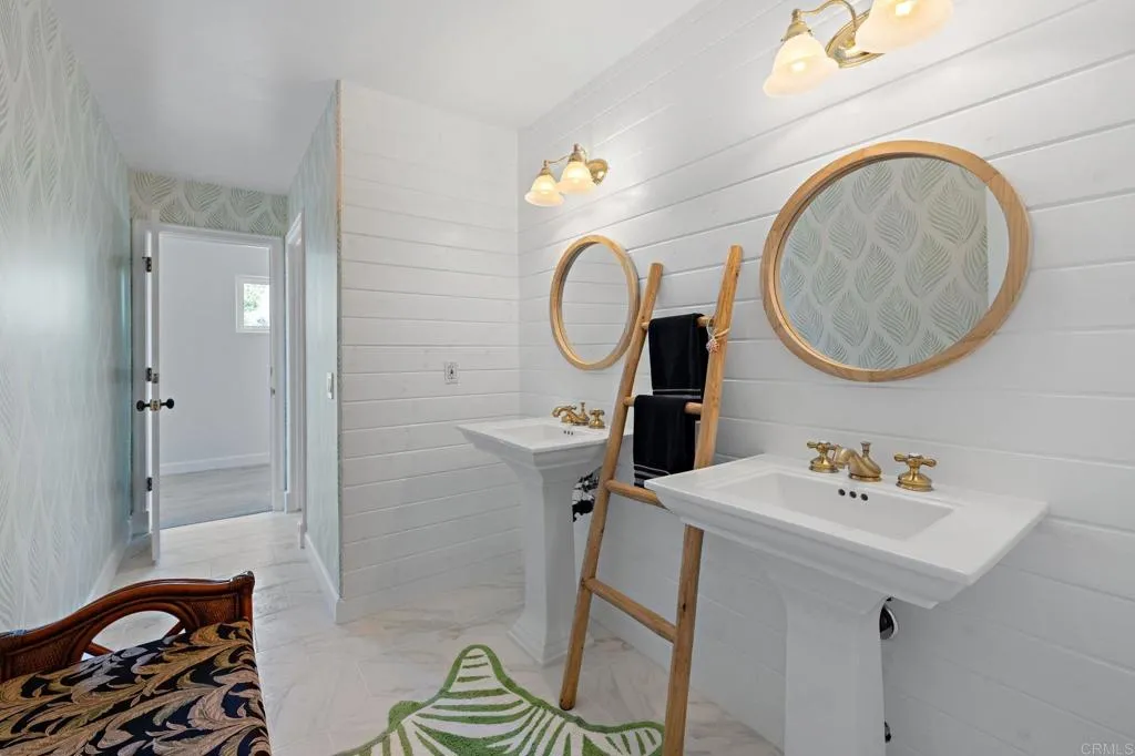https://cdn.realtyfeed.com/cdn/127/306463260/e3e4fdef03df8d1de84397ccb11585a9.webp