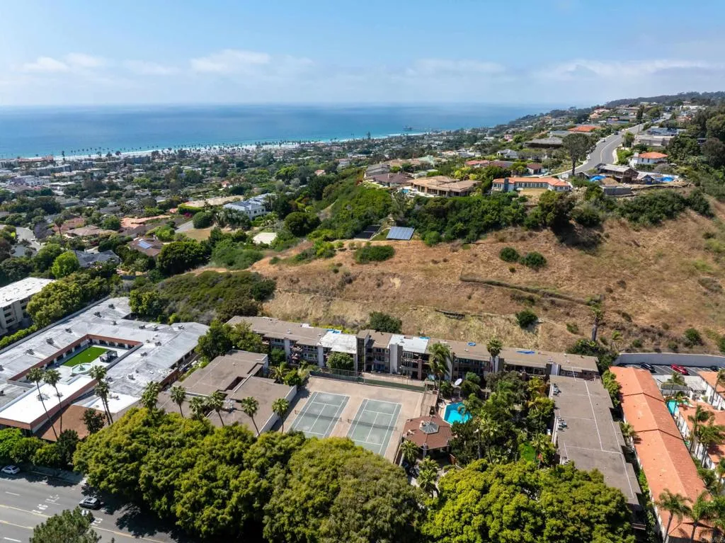 Photo #2: PTP2504323 Listing 