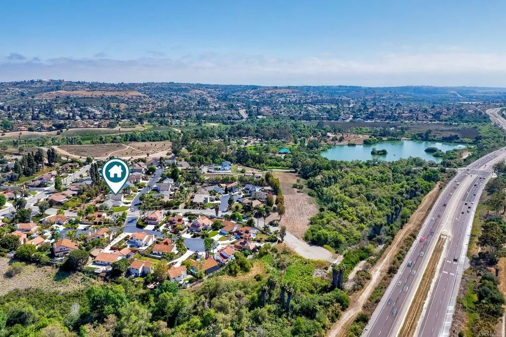 https://cdn.realtyfeed.com/cdn/127/306463311/8337545a83007cc4287f51d33ca91b77.webp