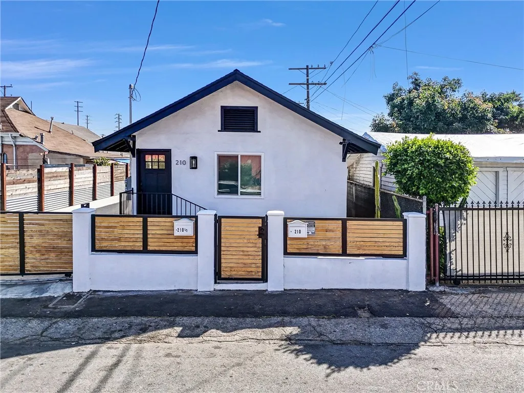 Los Angeles, CA 90065