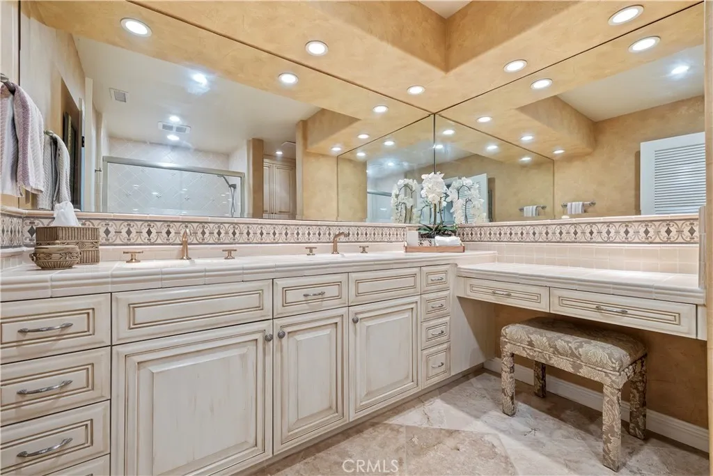 https://cdn.realtyfeed.com/cdn/127/306464092/92d8467291a8ce06a25f0731f68c0b79.webp