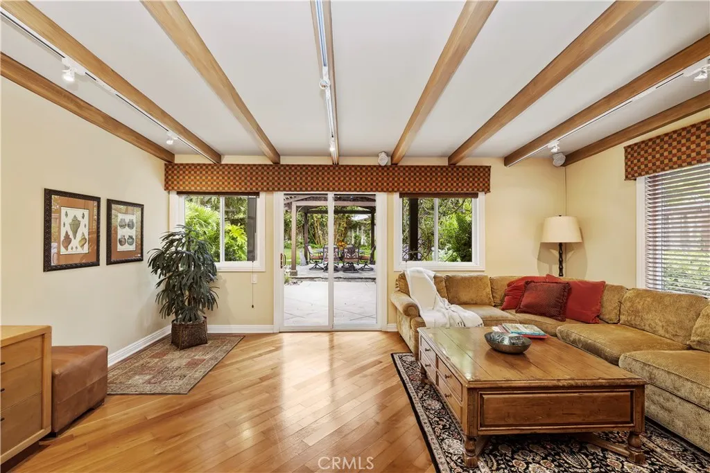 https://cdn.realtyfeed.com/cdn/127/306464092/c0af1d63982477a40d32e7f8017a86c7.webp