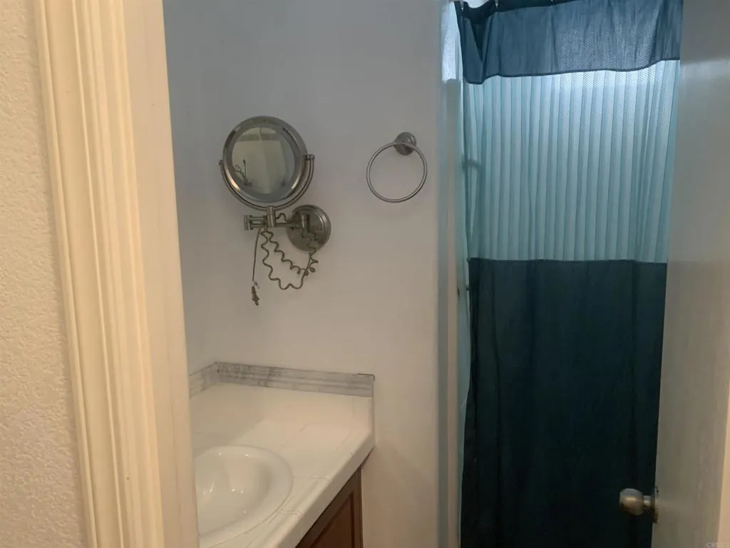https://cdn.realtyfeed.com/cdn/127/306464097/0079fecad2b73846ec111177671d7331.webp