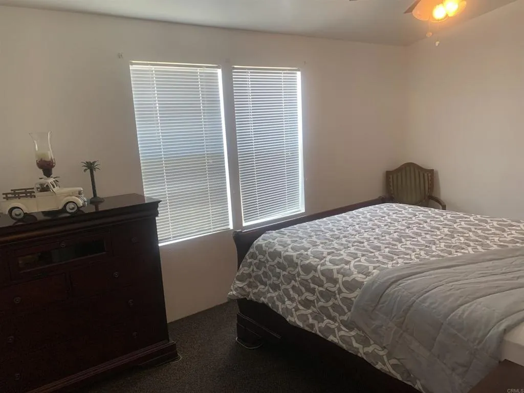 https://cdn.realtyfeed.com/cdn/127/306464097/21a0c2902644d59e6a1a05330569242b.webp