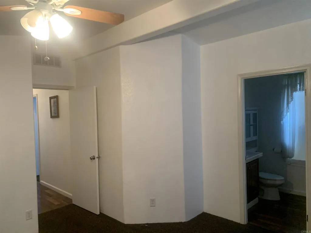 https://cdn.realtyfeed.com/cdn/127/306464097/395f8dbb7b7d3166a80f28f228913cbe.webp