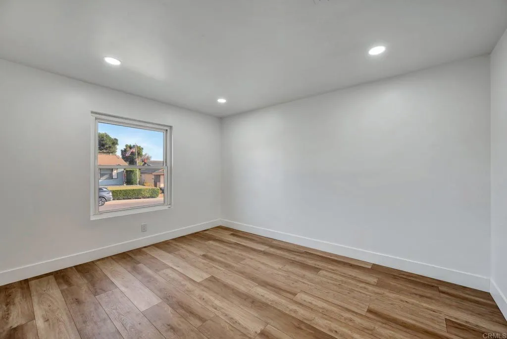 https://cdn.realtyfeed.com/cdn/127/306464242/561eacc832d688affbe57924a85db735.webp