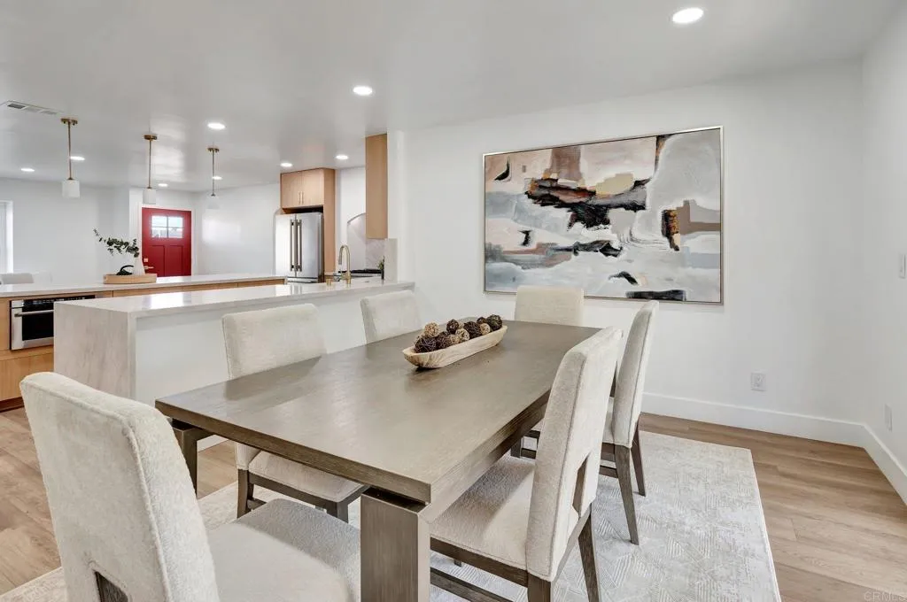 https://cdn.realtyfeed.com/cdn/127/306464242/7b74ab400271a7d5c3ce148d2fcf8699.webp