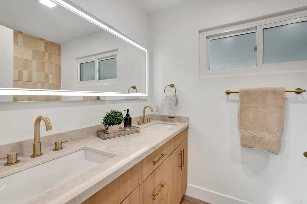 https://cdn.realtyfeed.com/cdn/127/306464242/ddafc265ef9313b6d895828feff9b17b.webp