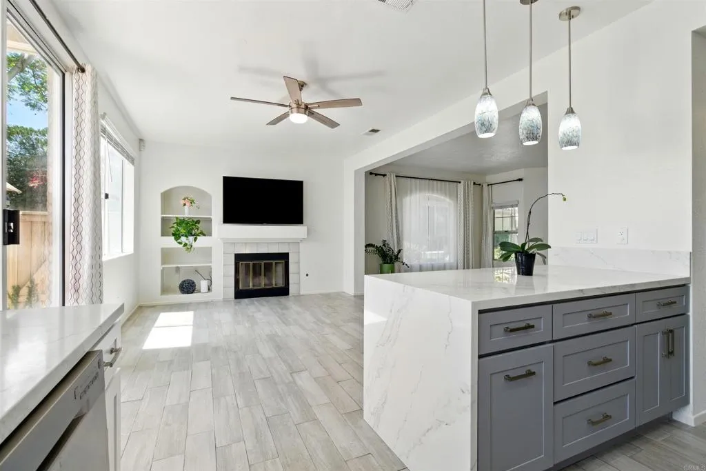 https://cdn.realtyfeed.com/cdn/127/306464277/2d347836fd4abb6abe254afe0142042d.webp