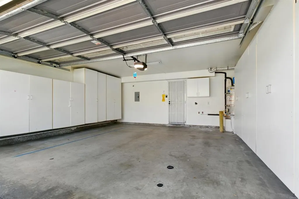 https://cdn.realtyfeed.com/cdn/127/306464277/4cfee95e197ee4fcd0cb97637e897476.webp