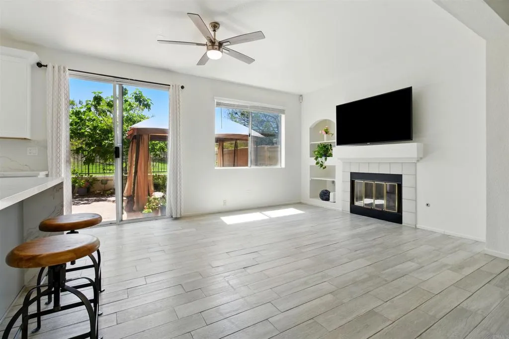 https://cdn.realtyfeed.com/cdn/127/306464277/524c7d7170f0f05d78c85052880ac383.webp
