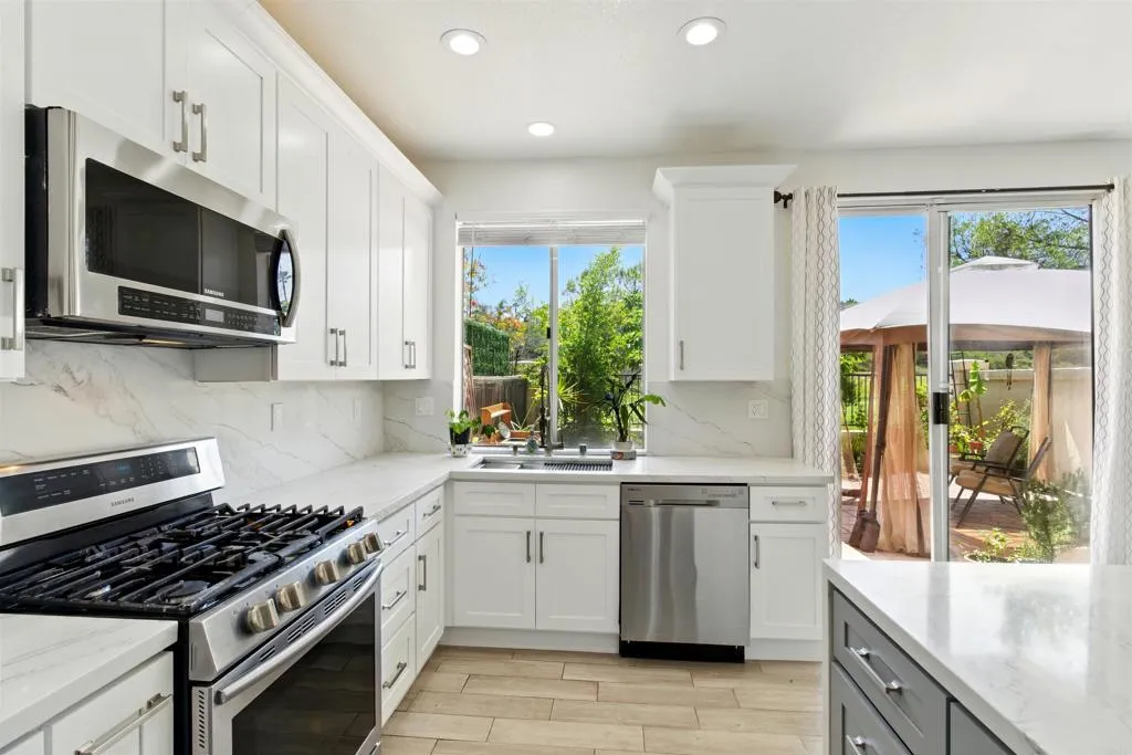 https://cdn.realtyfeed.com/cdn/127/306464277/5dced18de2fff2ea7576f14cdc7f9457.webp