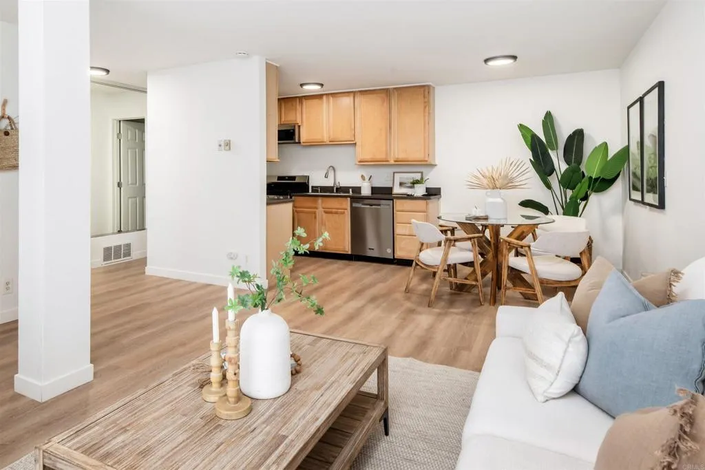 Photo #6: NDP2505730 Listing 