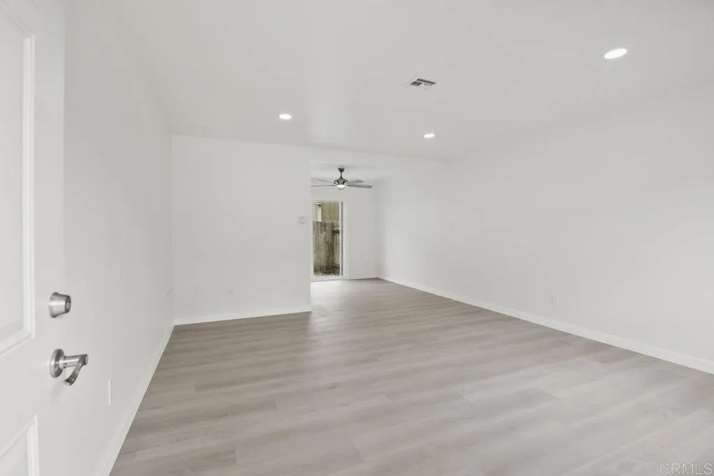 Photo #2: PTP2504345 Listing: Photo #2
