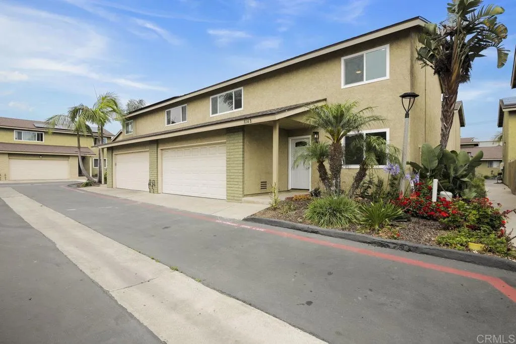 MLS: PTP2504345 Condo For Sale