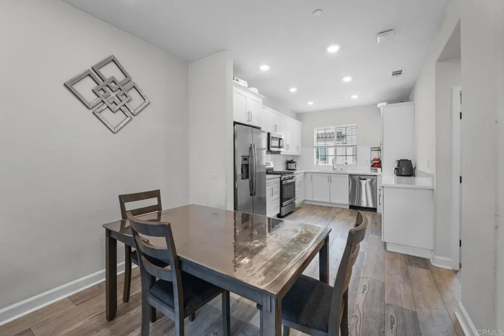 Photo #6: PTP2504343 Listing 