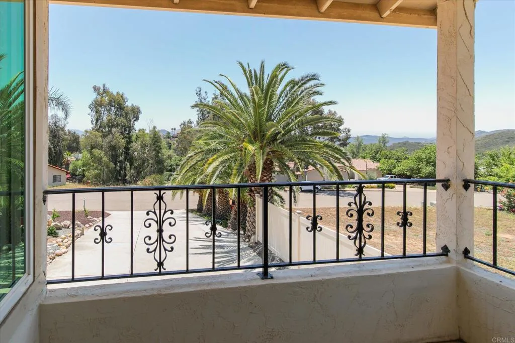 https://cdn.realtyfeed.com/cdn/127/306464324/05deeeacdcf4ca8b469248d1d2cdd2ae.webp