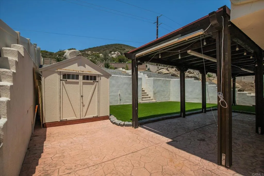 https://cdn.realtyfeed.com/cdn/127/306464324/309ae83652ef240611f35e0a75dccb93.webp