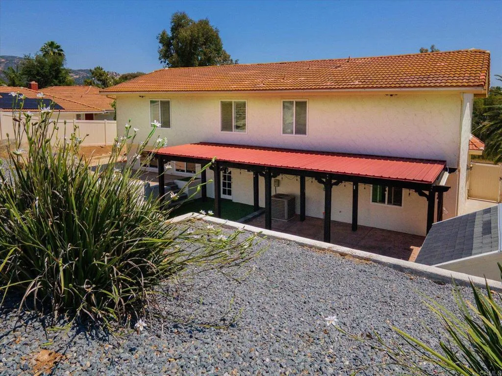 https://cdn.realtyfeed.com/cdn/127/306464324/c8cd533c9e2c3e496b75d9cf4ba89d48.webp