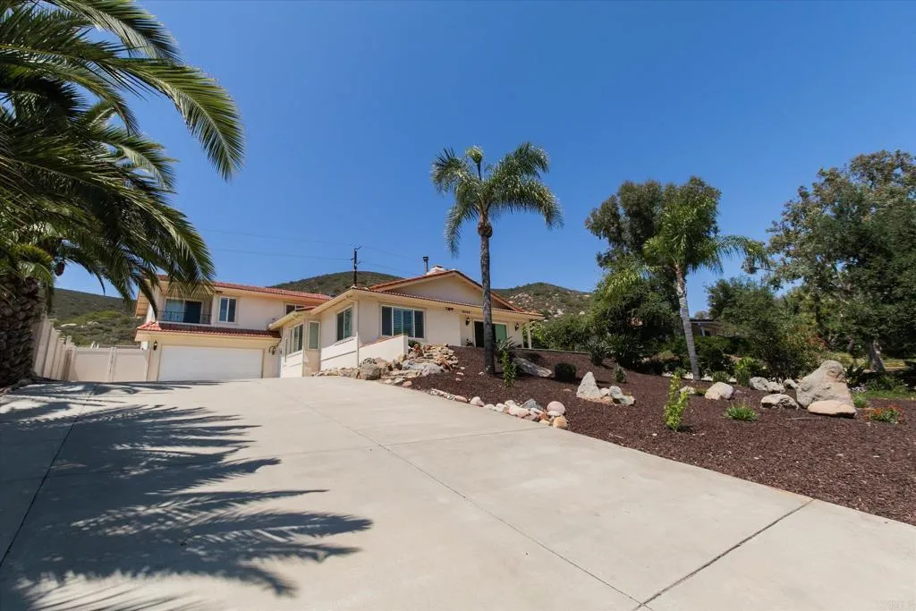 https://cdn.realtyfeed.com/cdn/127/306464324/cb41233d7e351d066879569437b33874.webp