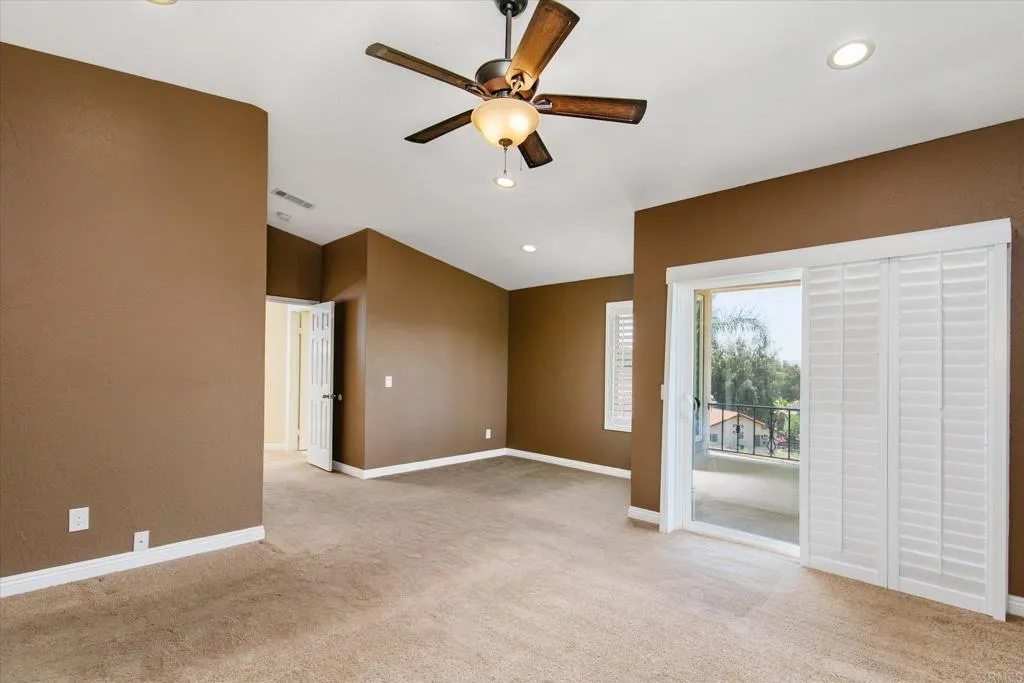 https://cdn.realtyfeed.com/cdn/127/306464324/df89aa9c34022660d8174990d381fbe5.webp