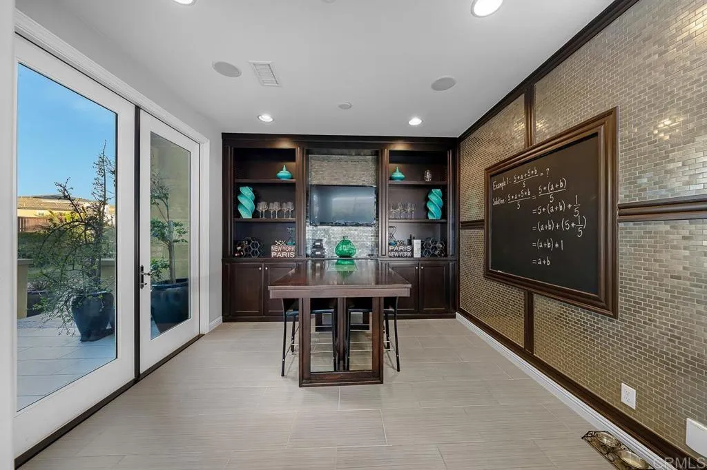https://cdn.realtyfeed.com/cdn/127/306464325/760e956d092745d33c090e13bf634b66.webp