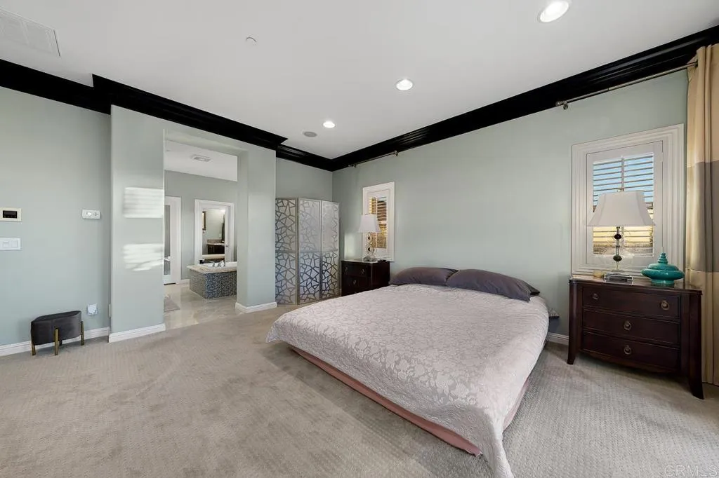 https://cdn.realtyfeed.com/cdn/127/306464325/762ea25c26485ac48c6ab64adcead0a4.webp