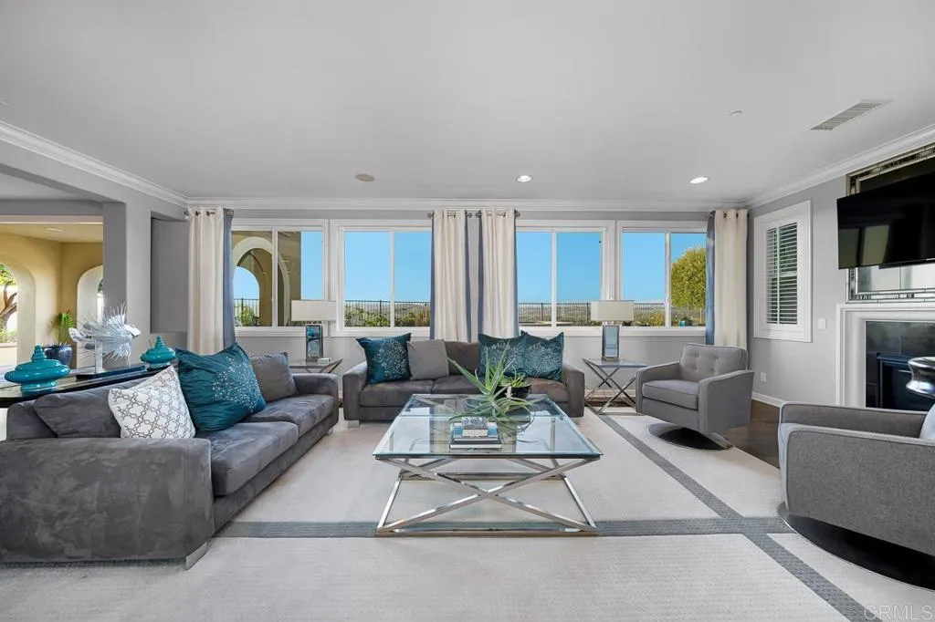https://cdn.realtyfeed.com/cdn/127/306464325/85031df5de691a7aa6f5ac731b294b95.webp