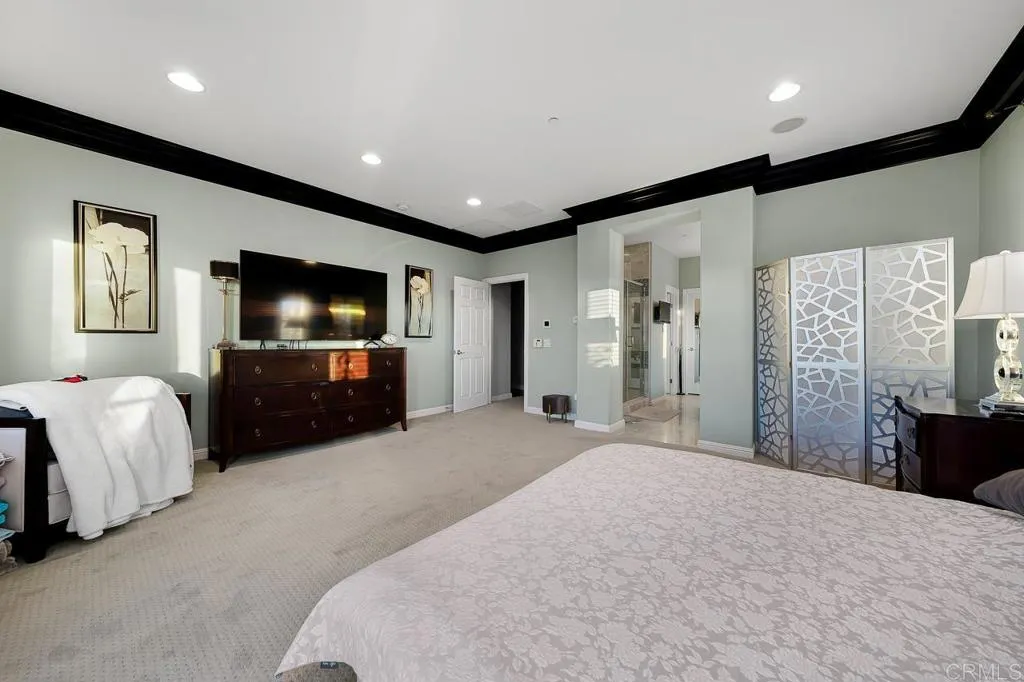 https://cdn.realtyfeed.com/cdn/127/306464325/8d4c4e0e47602c74bd3b212fc56d7087.webp