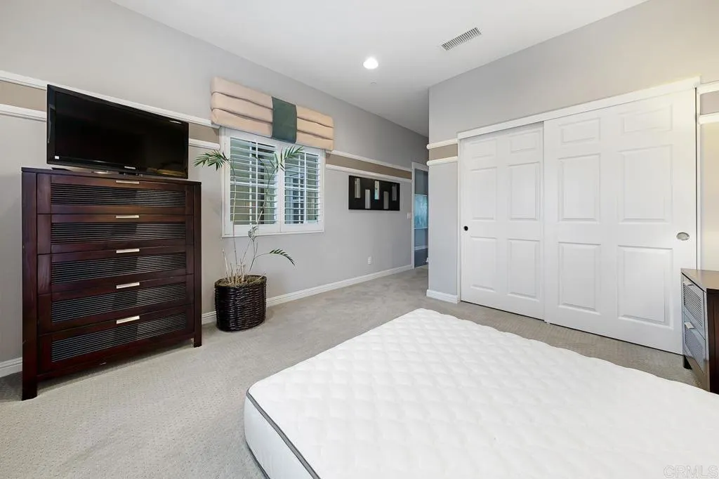 https://cdn.realtyfeed.com/cdn/127/306464325/b8999f4a6df895cee95980231e2a0442.webp