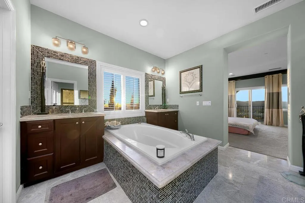 https://cdn.realtyfeed.com/cdn/127/306464325/becefd7642eadb6ef67ae89343a6393a.webp