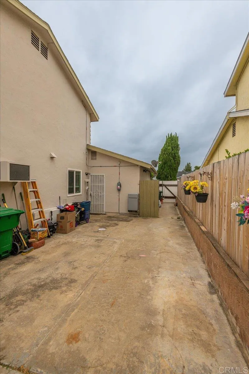 Photo #5: PTP2504360 Listing 
