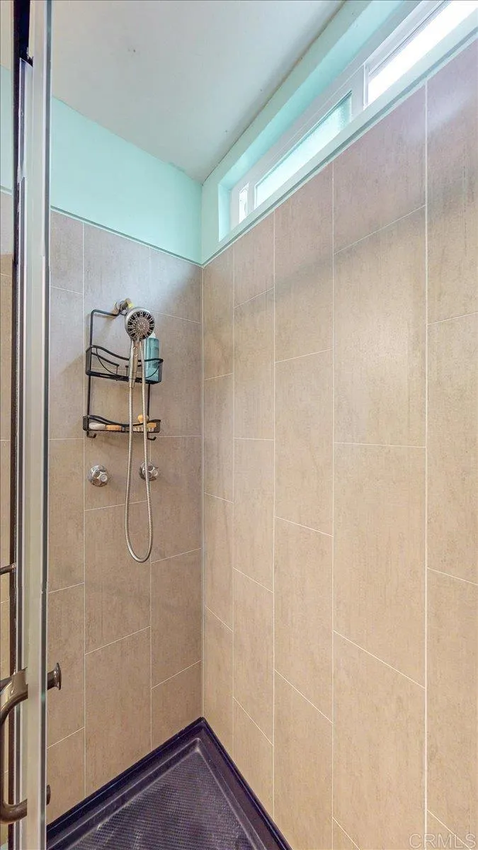 Photo #25: PTP2504360 Listing: Photo #25