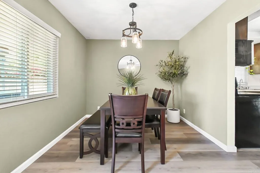 https://cdn.realtyfeed.com/cdn/127/306464652/19804f5192a3dcf3e02478f69af52c8e.webp