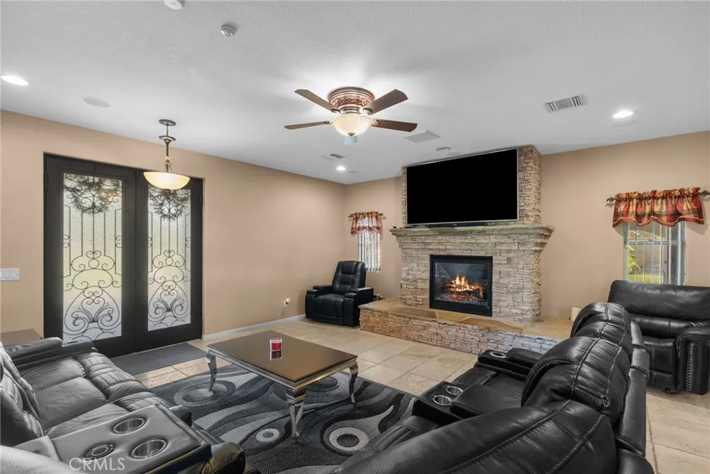 40139 15 Street West, Palmdale, CA 93551 - Photo 4 of 73, Palmdale, CA