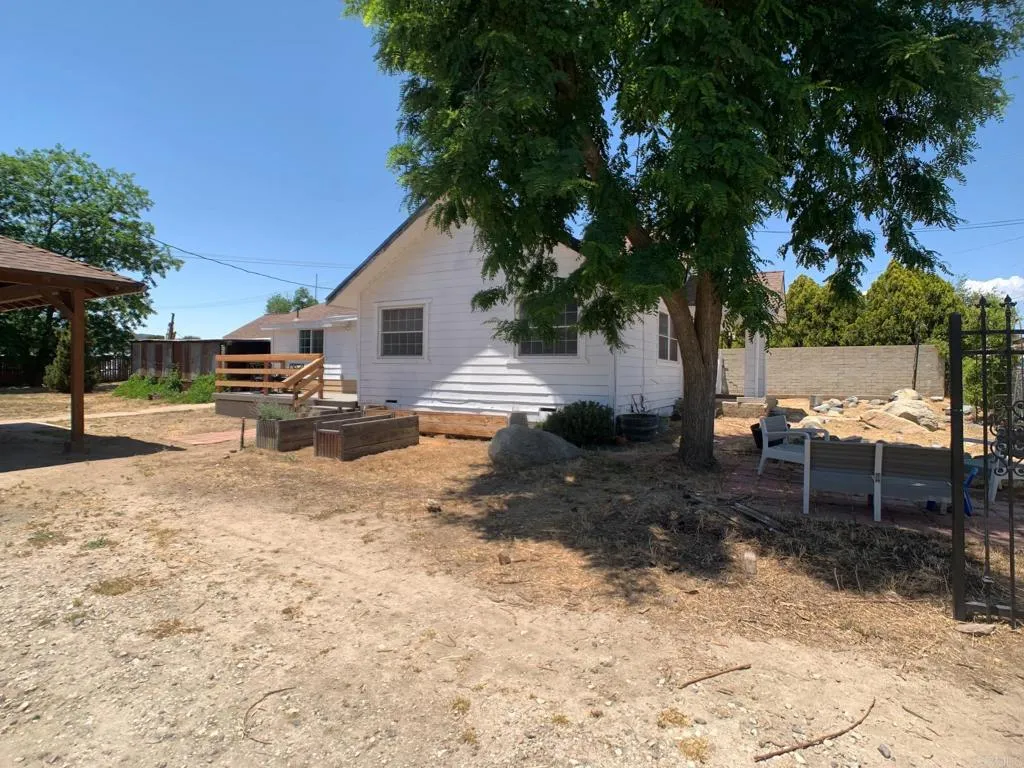 https://cdn.realtyfeed.com/cdn/127/306464887/1cc19d7b919f4354b89b7c4f875dbd7a.webp