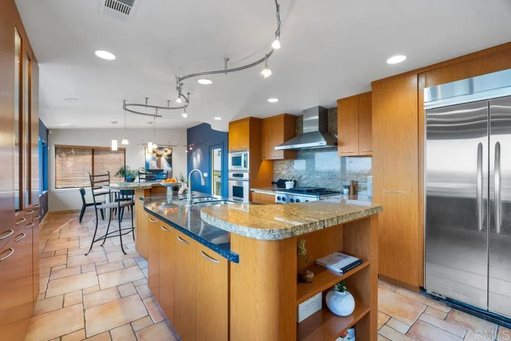 https://cdn.realtyfeed.com/cdn/127/306465177/5d5460b808b84021a5ad075aaf26f11d.webp