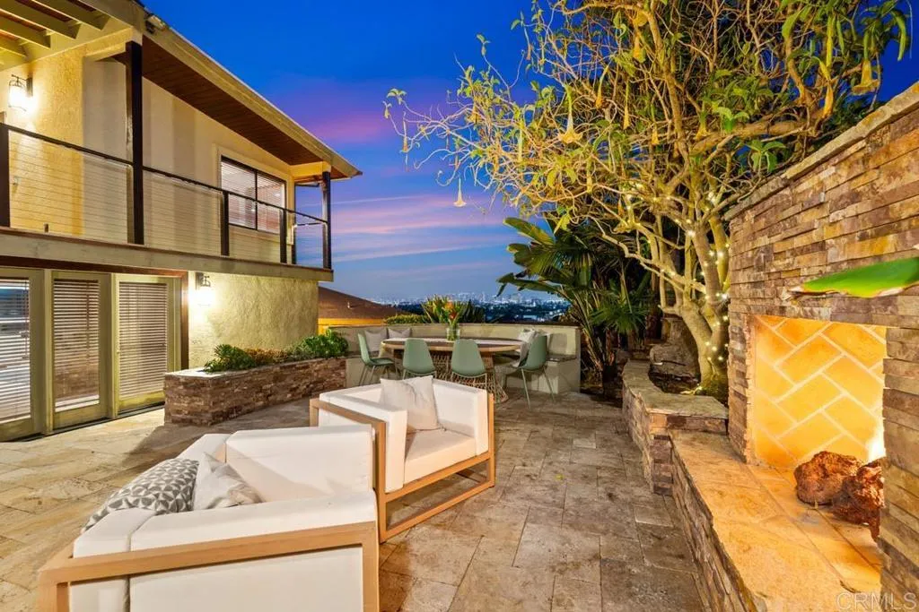 https://cdn.realtyfeed.com/cdn/127/306465177/fc54d1d92fe0c2fba0a1ef2310014a44.webp