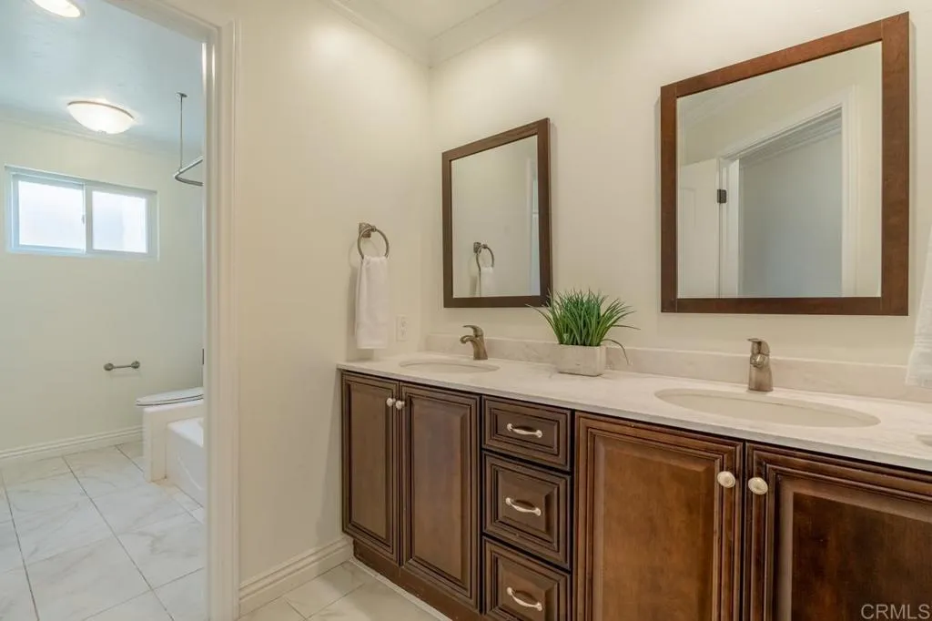 https://cdn.realtyfeed.com/cdn/127/306465211/16fd2b3f260643665e08f9ebace32b46.webp