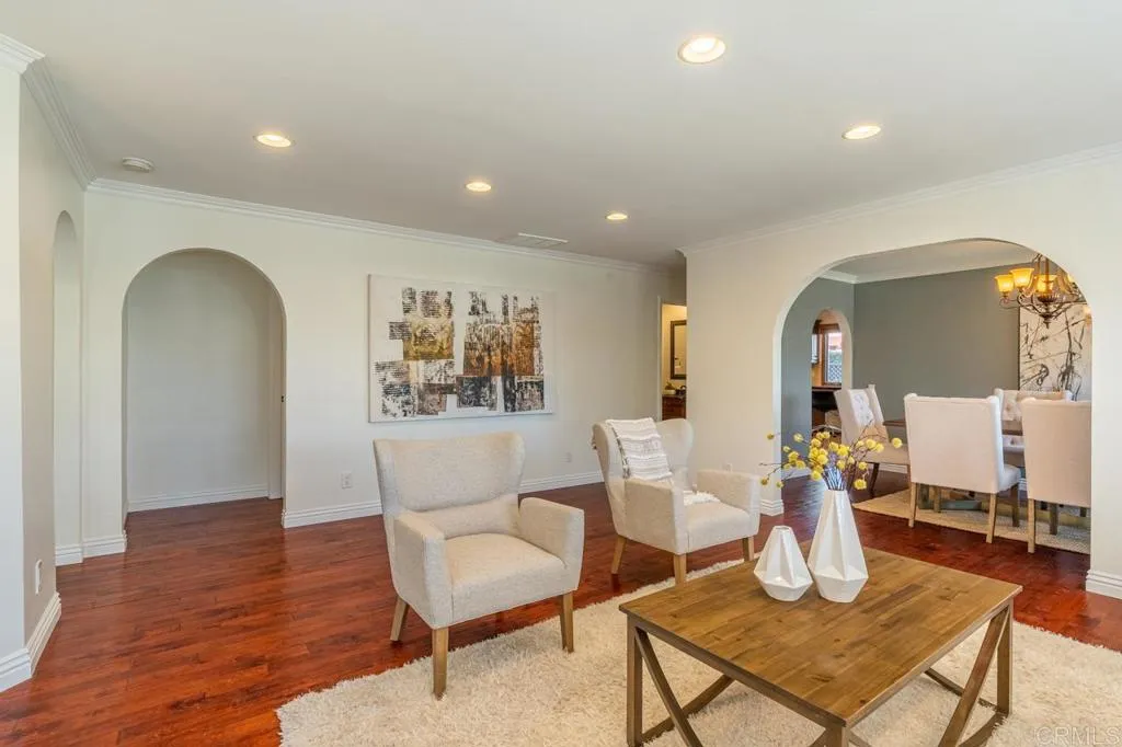https://cdn.realtyfeed.com/cdn/127/306465211/4a75102a13f5b47d19b711473c1faef9.webp